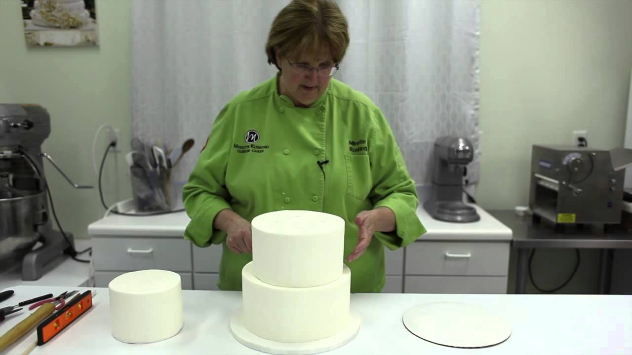 How to Stack A Three Tiered Cake