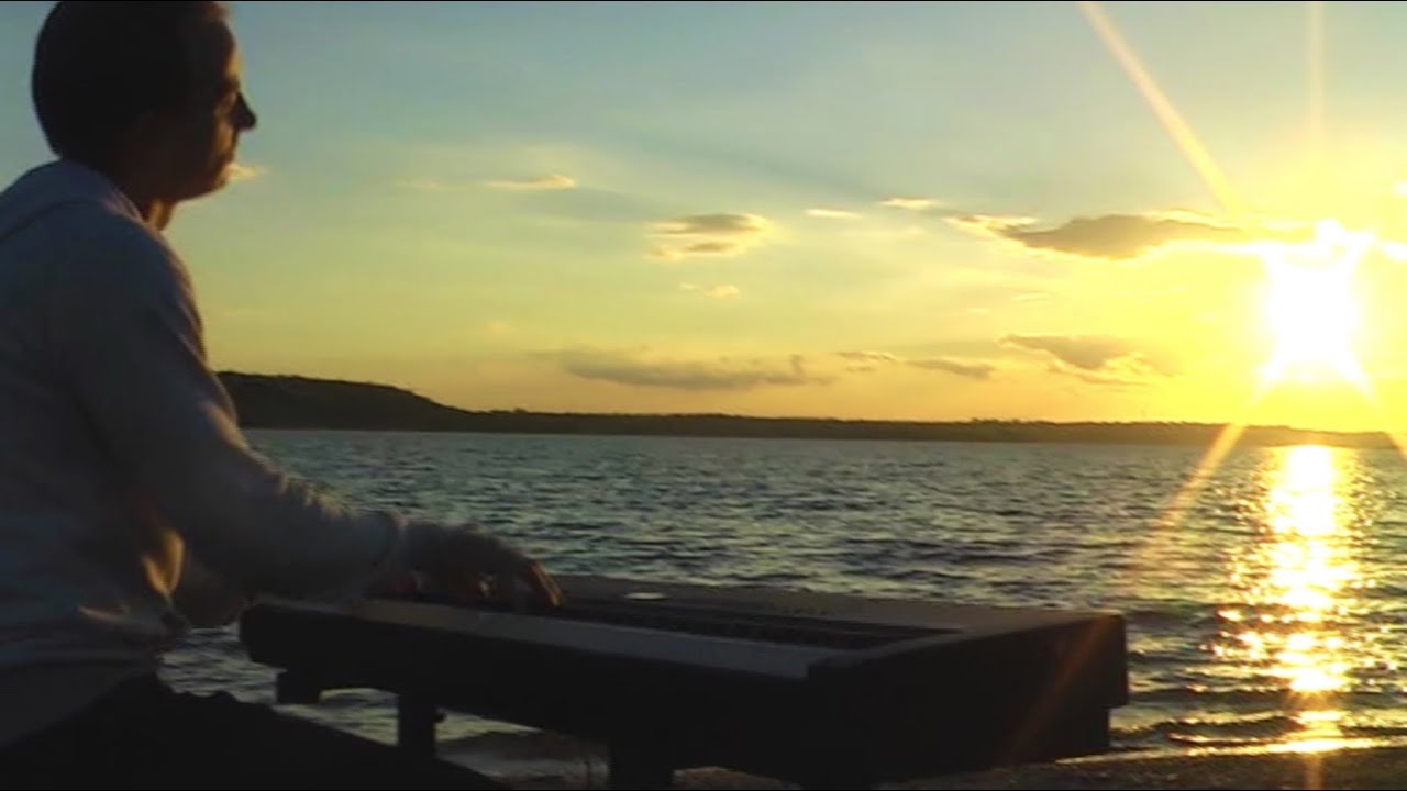 J. Holiday - Bed (Sunset Piano Solo)