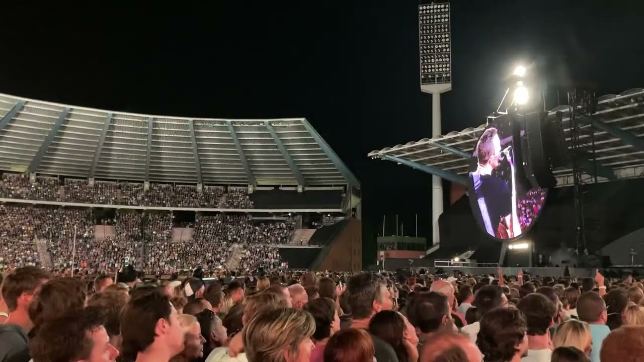Coldplay - Magic (in Flemish/French) @Brussel 06-08-2022