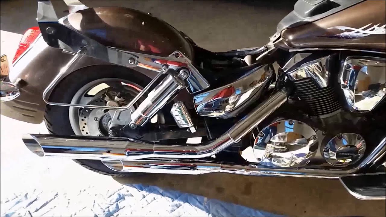 2005 VTX Cobra Slip on with Carb and Air intake upgrade Part 1