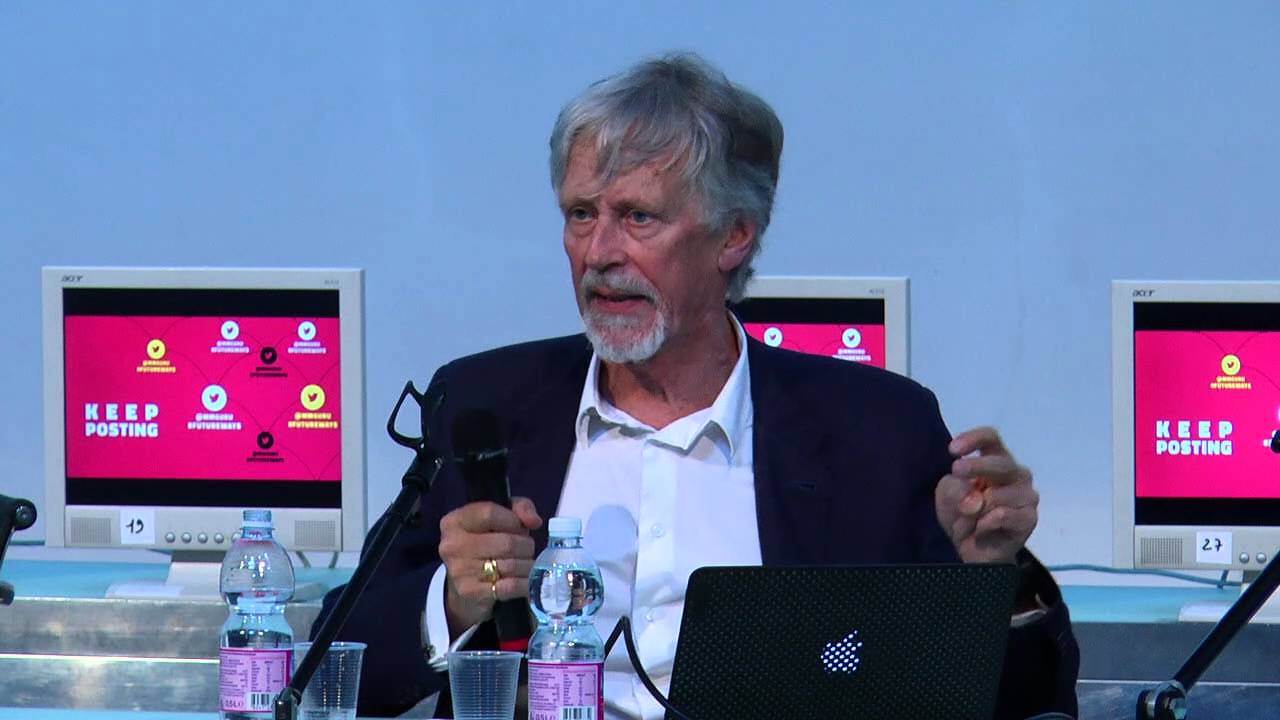 Future Ways of Living 2015 | Derrick de Kerckhove