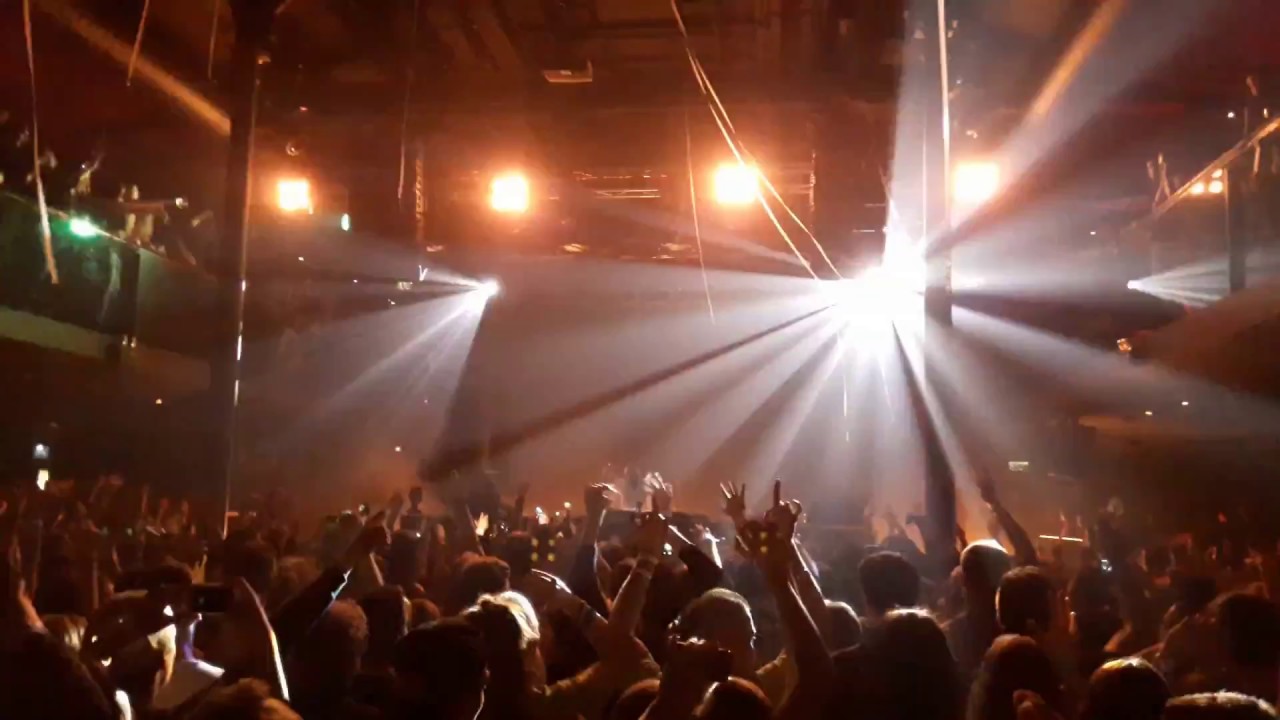 Alan Walker - Prague SaSaZu 2017 (Sing me, Alone, Faded) LIVE