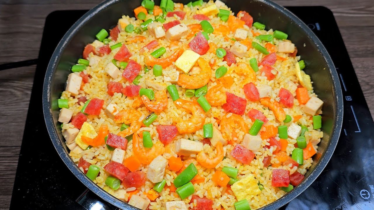 CƠM CHIÊN DƯƠNG CHÂU - Cách làm cơm chiên dương châu giòn khô tơi mềm ngon - Tú Lê Miền Tây