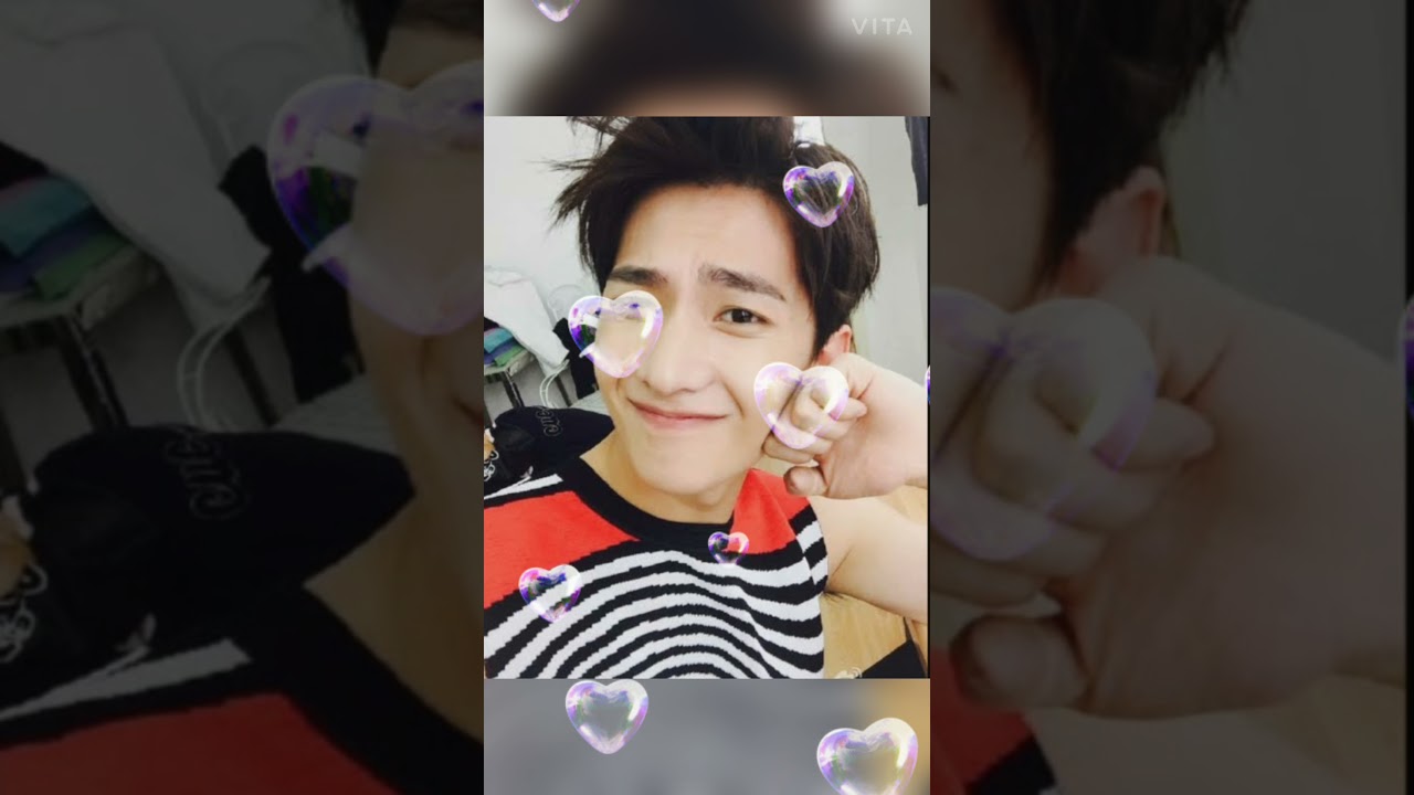yang yang cute smiling poses🤩🤩