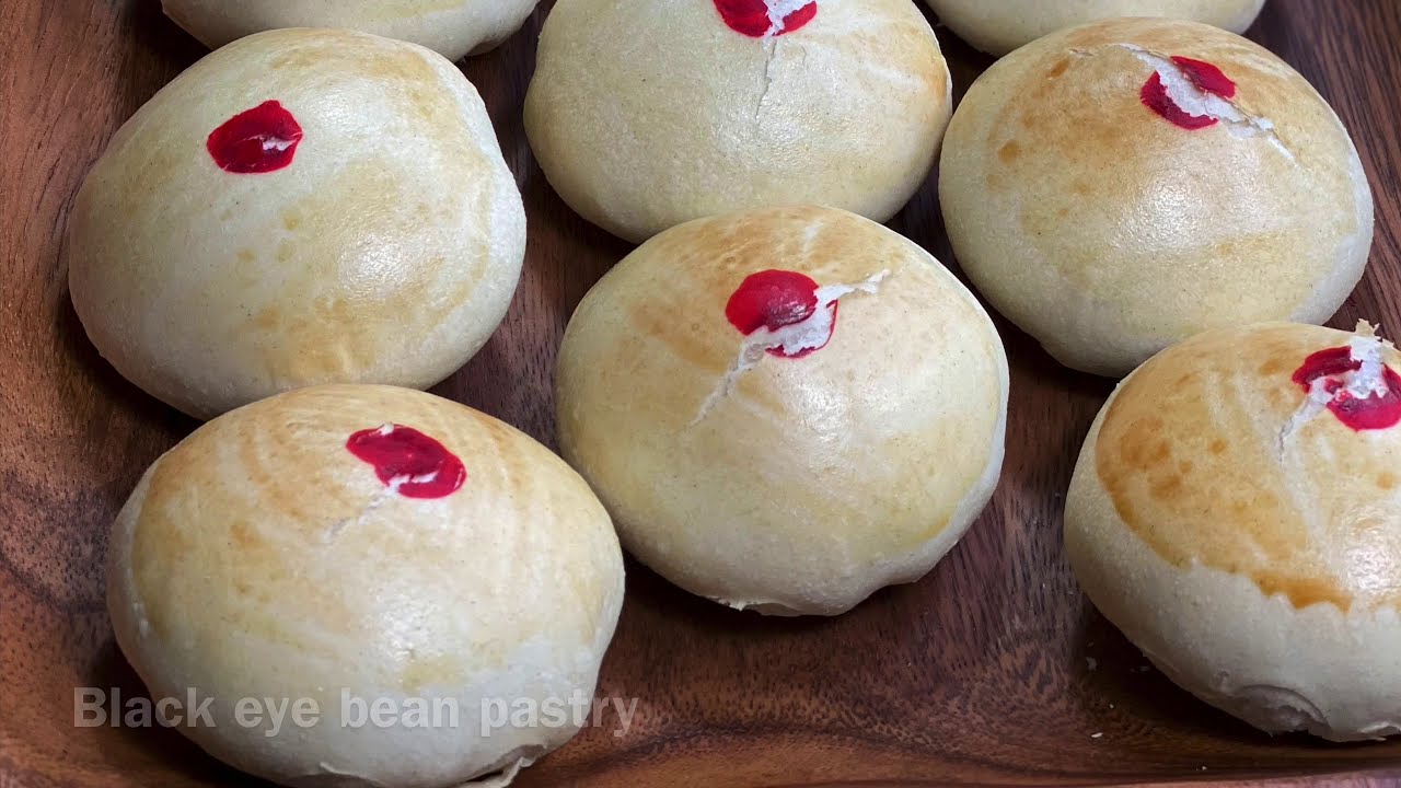 Guyanese blackeye bean cake || Chinee cake || Flaky pastry cake