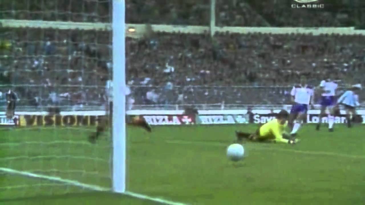 Maradona vs England 1980