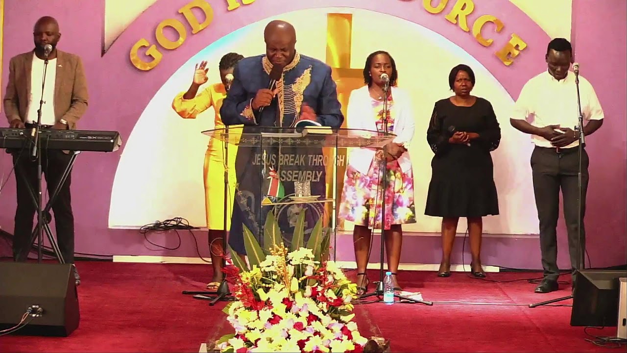 SUNDAY MAIN SERVICE