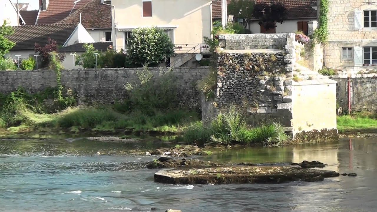 Port Lesney village 2011