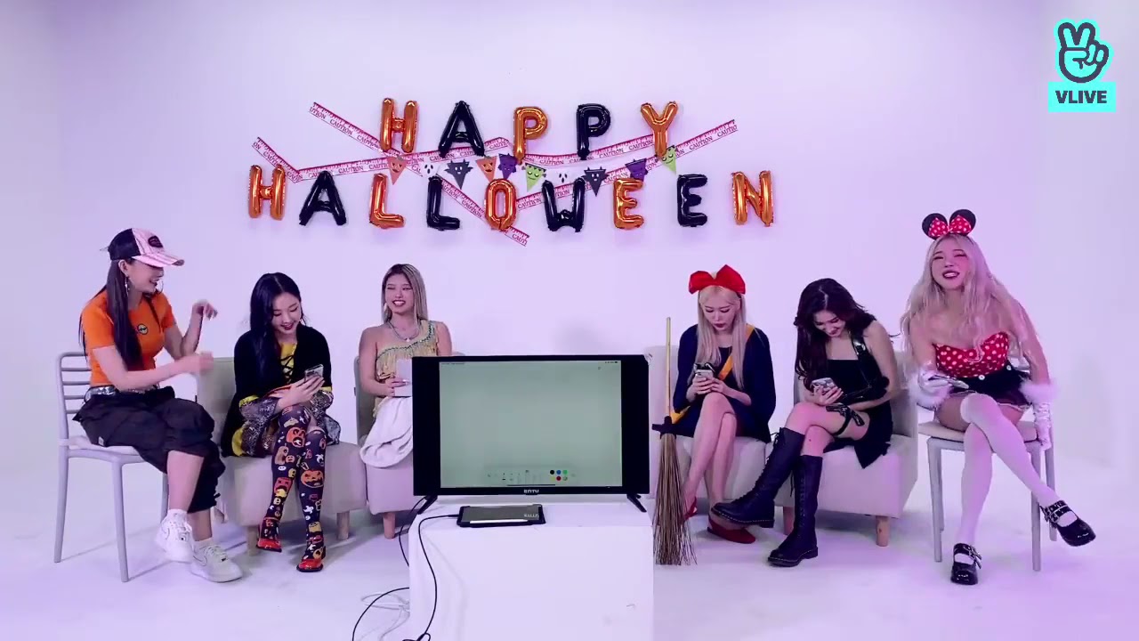 Momoland 모모랜드 Halloween Party on Vlive (October 29, 2021)