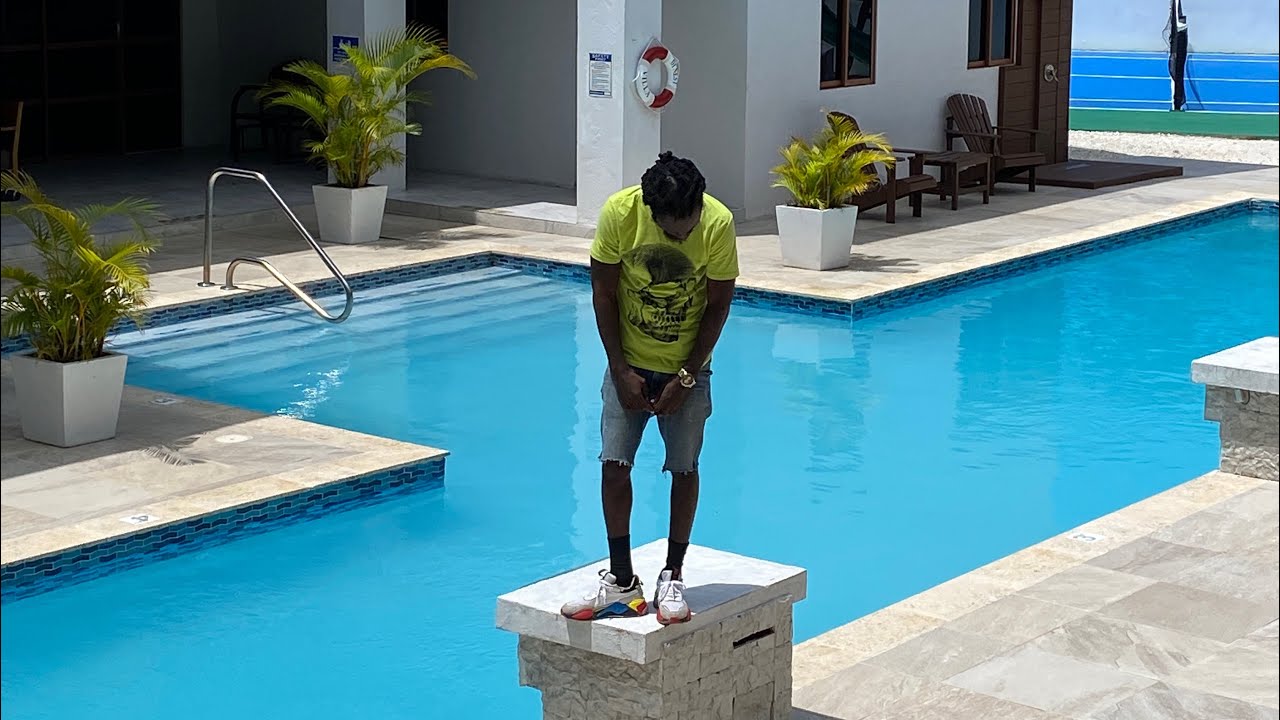 Pre engagement party vlog in ochi rios