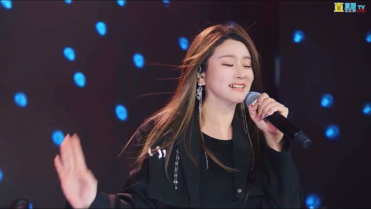 菲兒直播秀回放-20220719 (20:05 抖音直播)