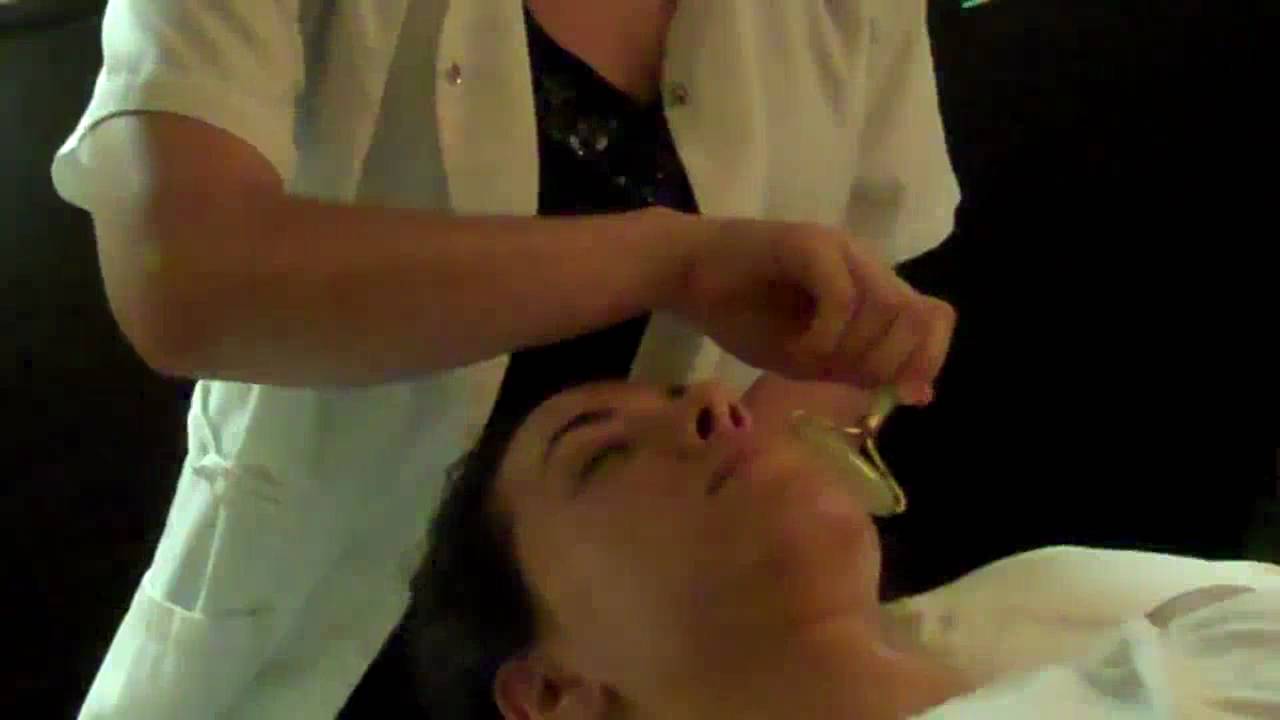 Revitalizing Green Tea Facial