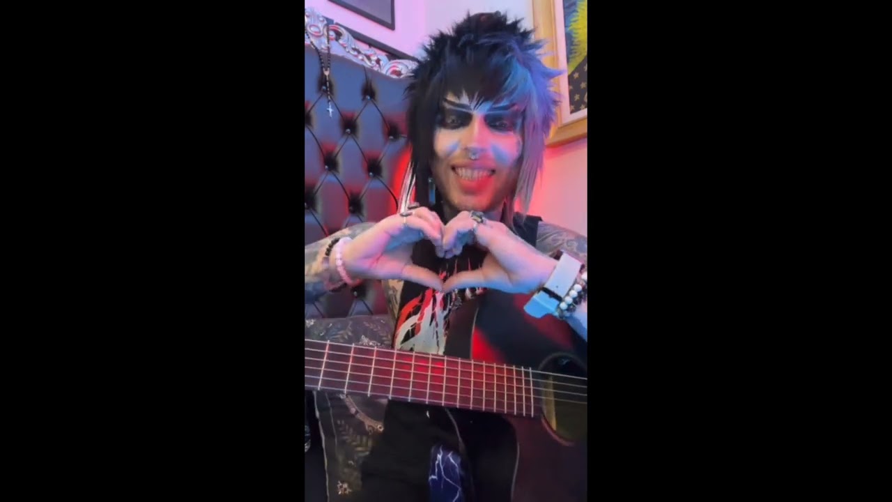 Dahvie Vanity Talking About The Myspace Era & How He Misses It