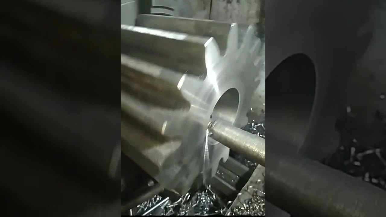 Big size of pinion gear boreing 