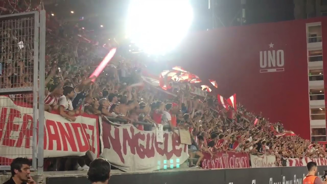 Desde la cuna llevo puesta yo la ROJA y BLANCA 🎶 🇦🇹❤️✨ ESTUDIANTES 2 vs huracán 1