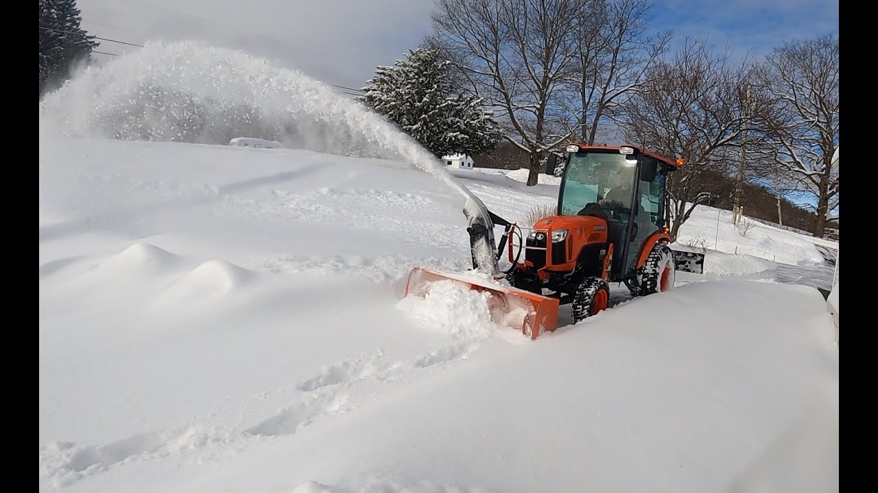 #91 Kubota B Series and 9 Inches of Fluff