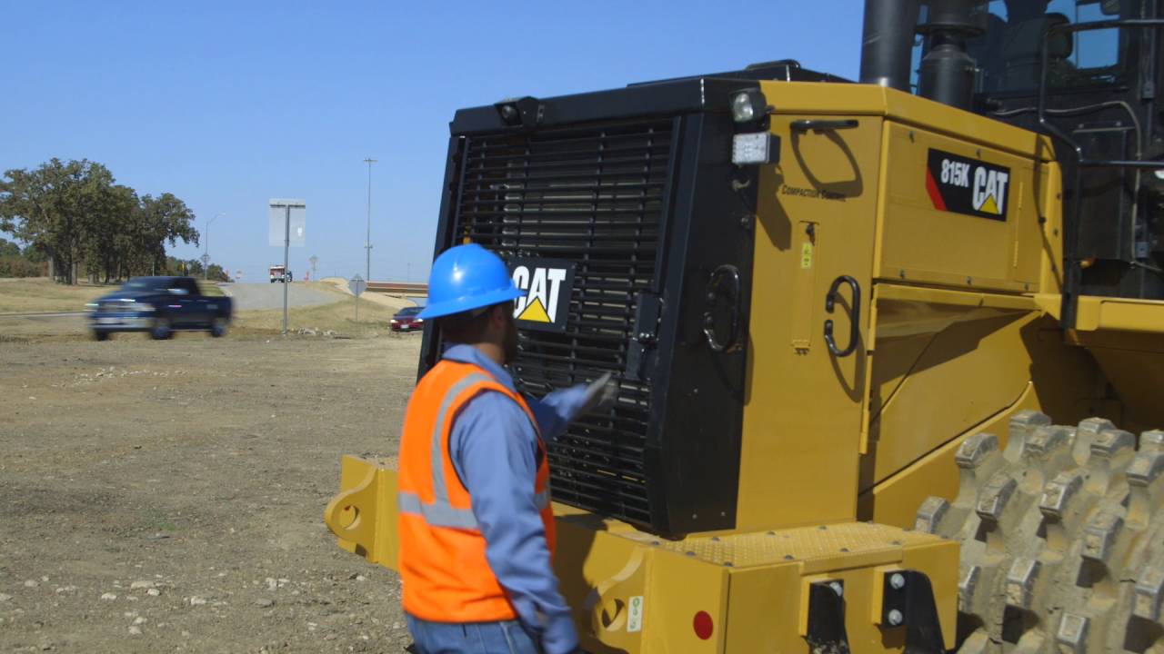 Cat&reg; 815K Soil Compactor Serviceability