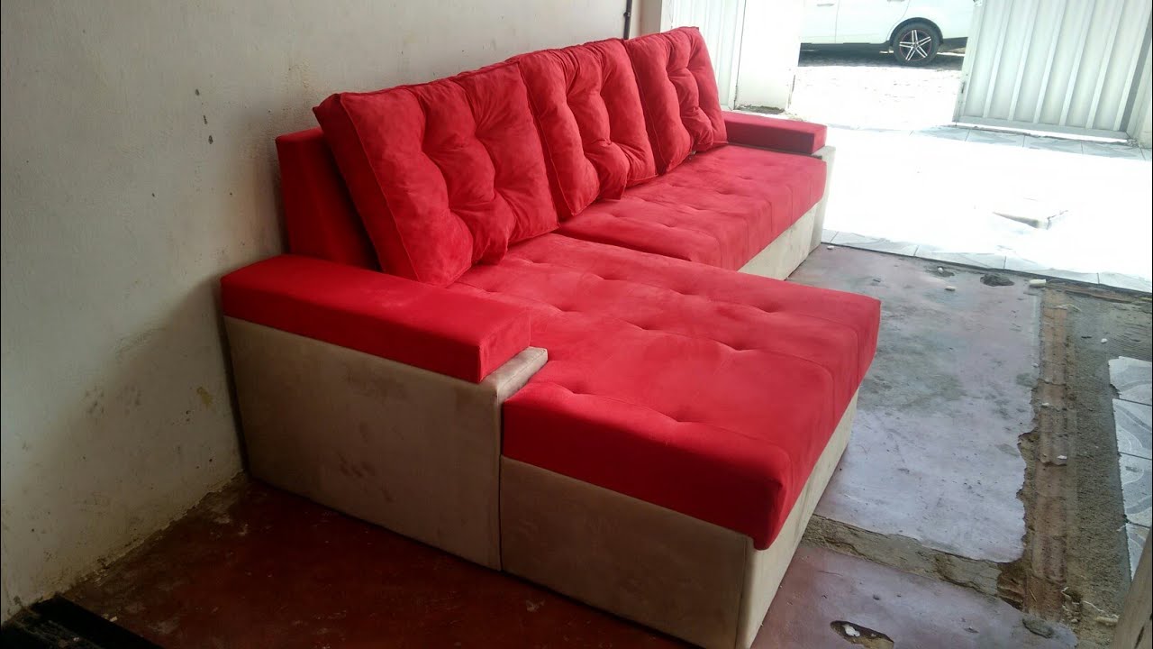 Sof&aacute; com chaise!