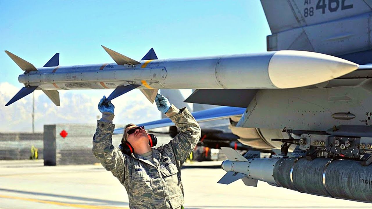 AIM-120 AMRAAM &mdash; самая совершенная ракета в мире