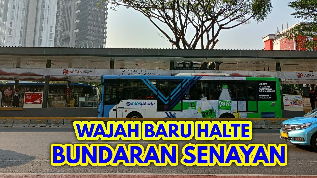 HALTE BUNDARAN SENAYAN YANG SUDAH MULAI DIBUKA