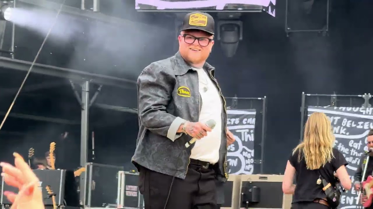 Lottery Winners “Burning House” live Emirates stadium London 6th June 2025