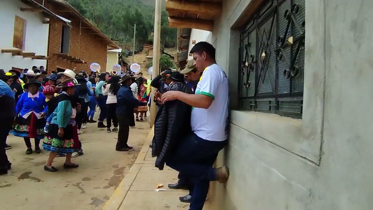 FIESTA DE LA VIRGEN BENDITA CLARA 2025 BANDA SHOW ARMONÍA MUSICAL PACAYHUA MIX HUAYNOS 