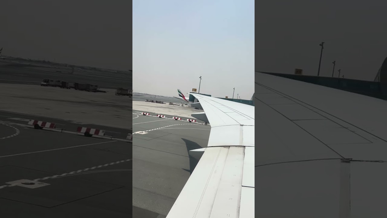 Emirates Airlines Landing In Dubai Airport