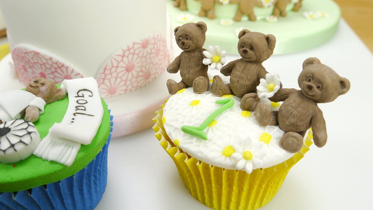 Make a Cute Sugar Teddy Using a Teddy Mould