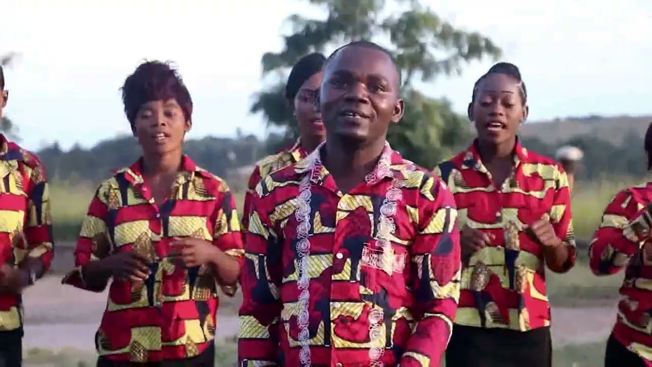 ABENU MUMONE ÈKA - USHIRIKA KWAYA BARAKA