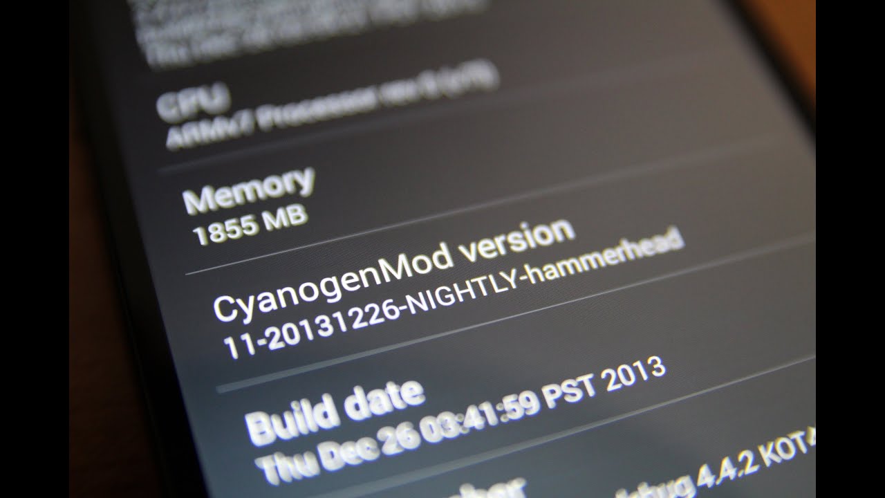 Official CyanogenMod 11 (CM11) Demo (Android 4.4.2)