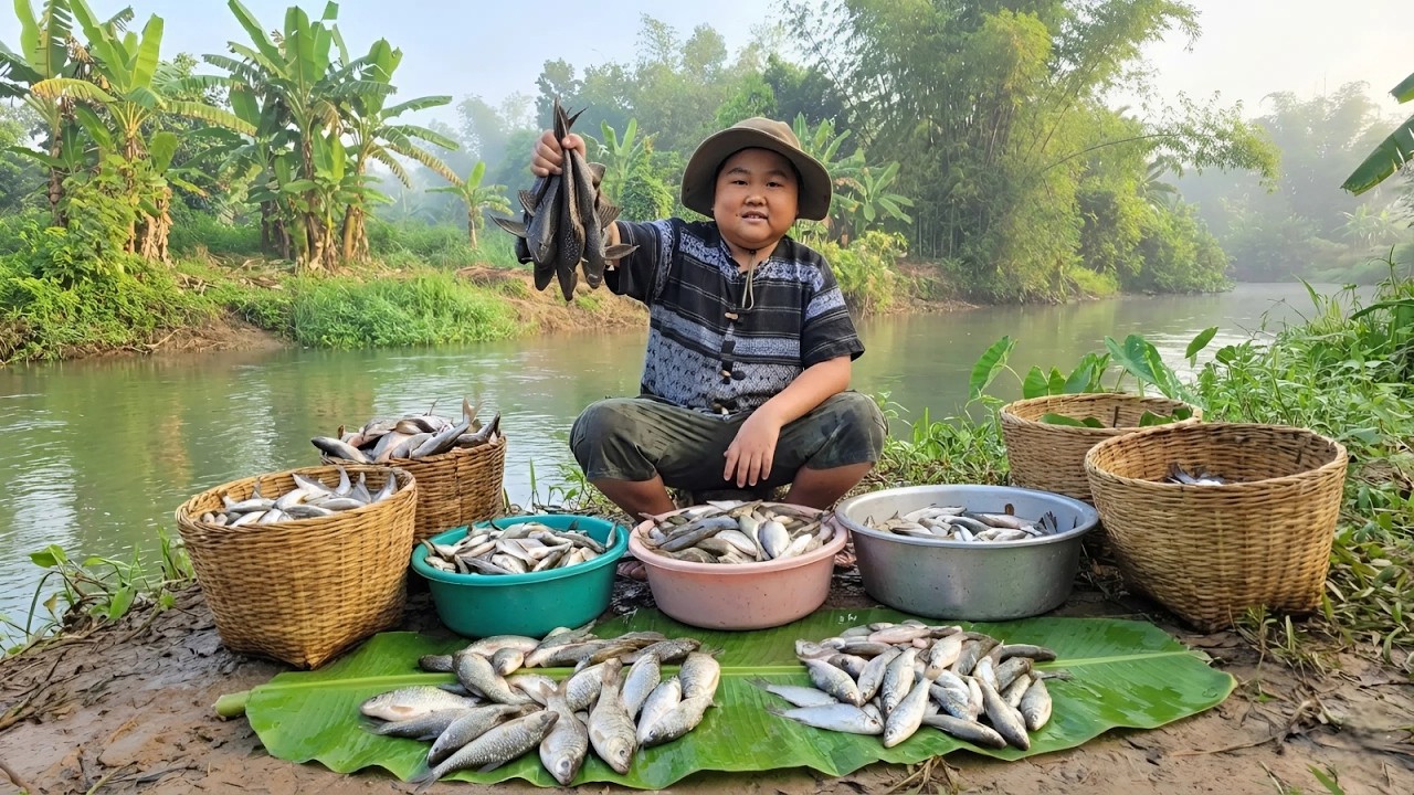 Peaceful Morning Catching Fish & Crabs | Simple Village Cooking by the River