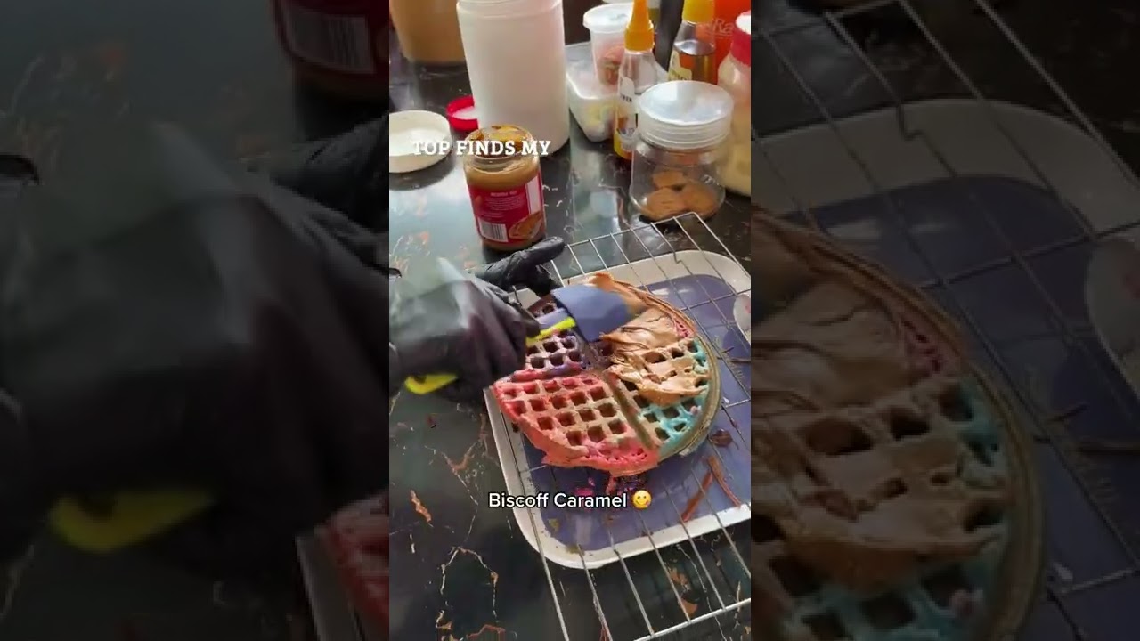 Colorful waffles 😍