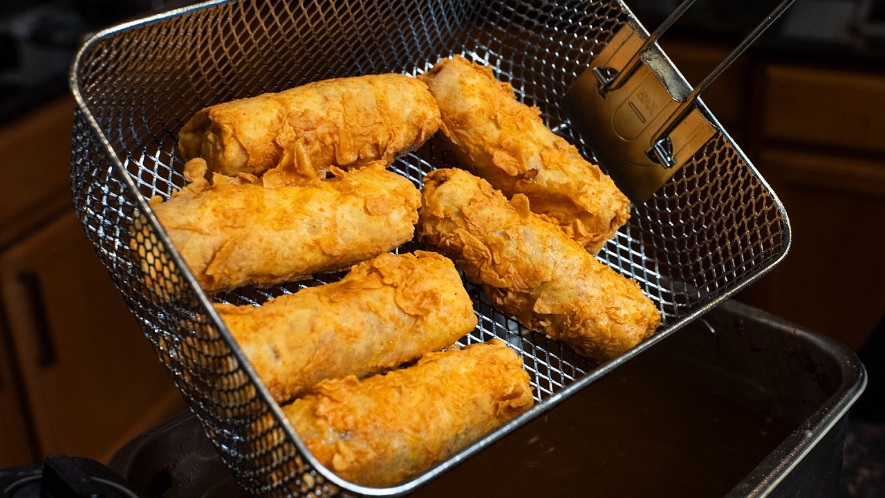 Crispy Philly Cheesesteak Egg Rolls &ndash; Easy & Delicious Recipe!