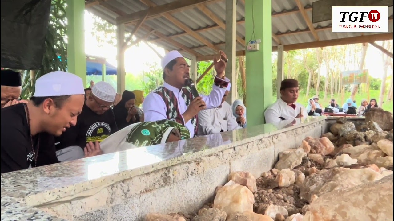 Do’a Menyentuh Hati Bikin Nangis Ziarah Syidi Abdul Somad Al Palimbani