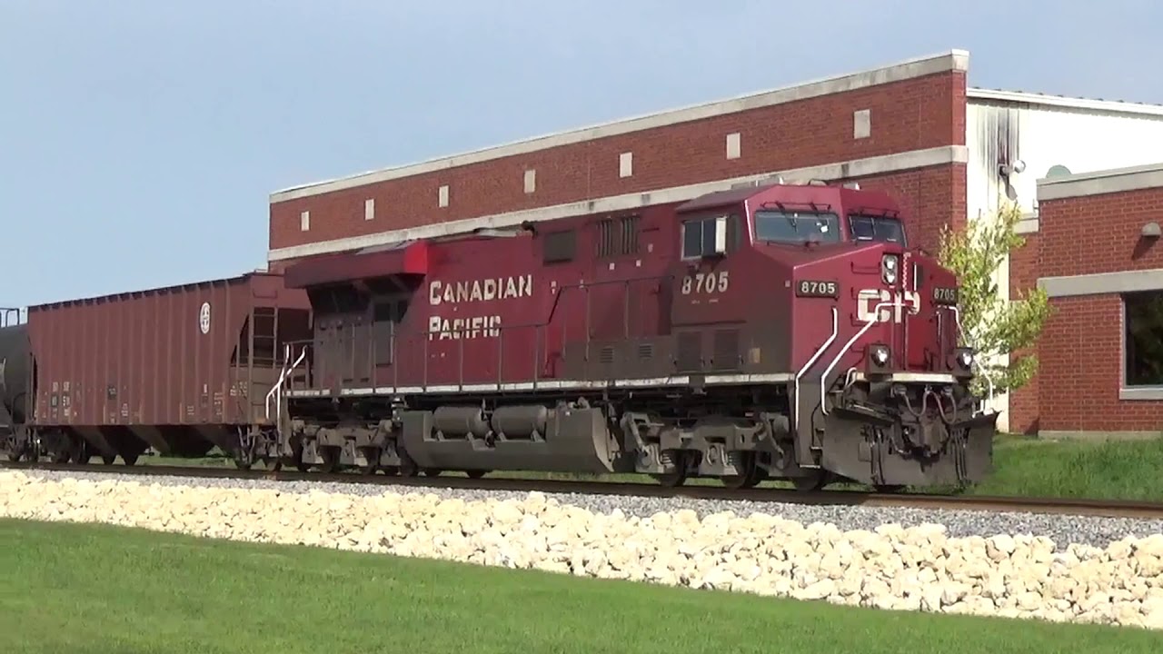 CP 574 at Davenport and 473 through Bettendorf, IA August 29, 2019