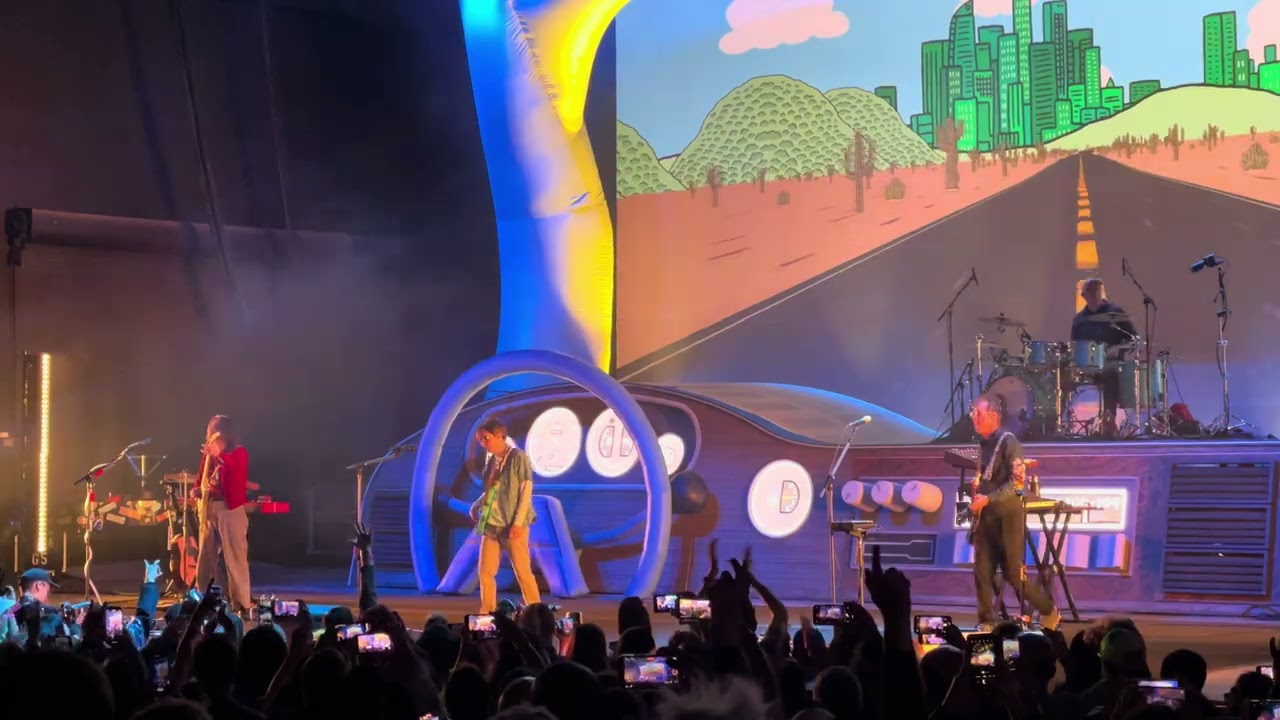 Weezer - Africa/My Name is Jonas - Fiddlers Green Amphitheater