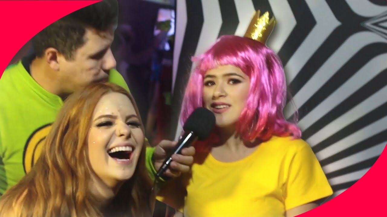 ENTREVISTANDO OS FAMOSOS NA FESTA DE 18