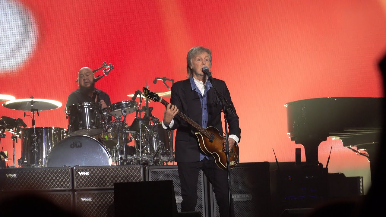 Paul McCartney - Drive My Car (Live in Paris 05/12/2024)