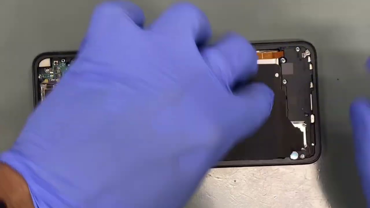 Samsung Galaxy Z Flip 3 Screen Replacement (SM-F711B)