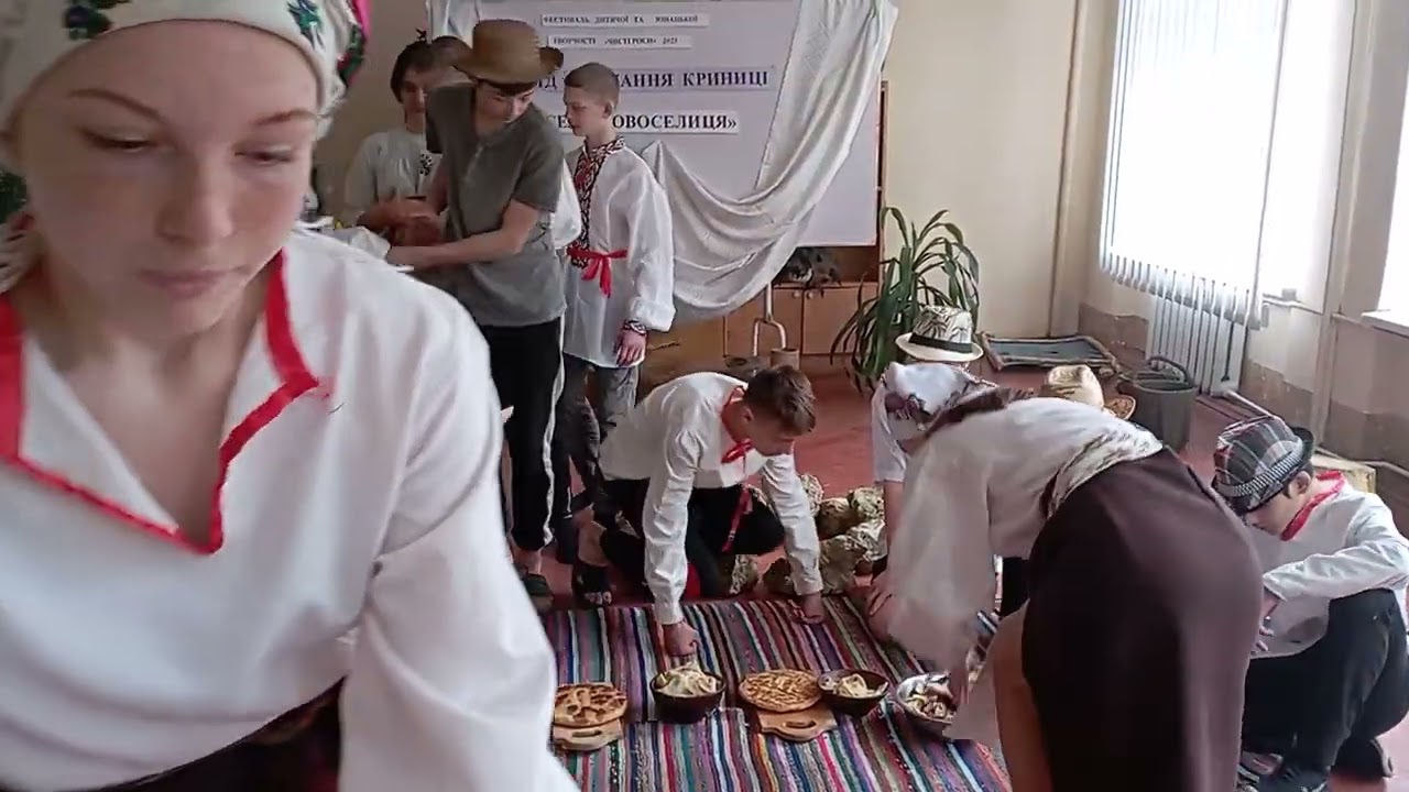 Фольклорно-етнографічне дійство «Копання криниці в  селі Новоселиця»