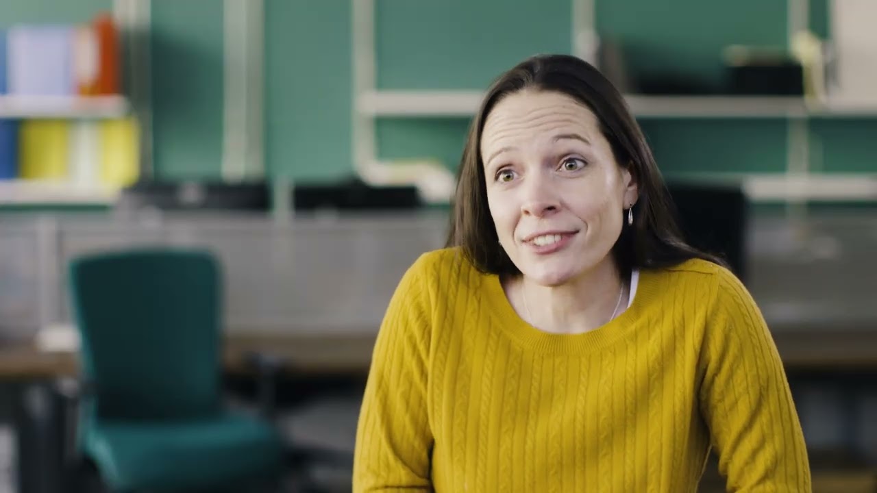 Sarah Haigh, DPhil, 2022 Blavatnik Awards in the UK Finalist in Physical Sciences & Engineering