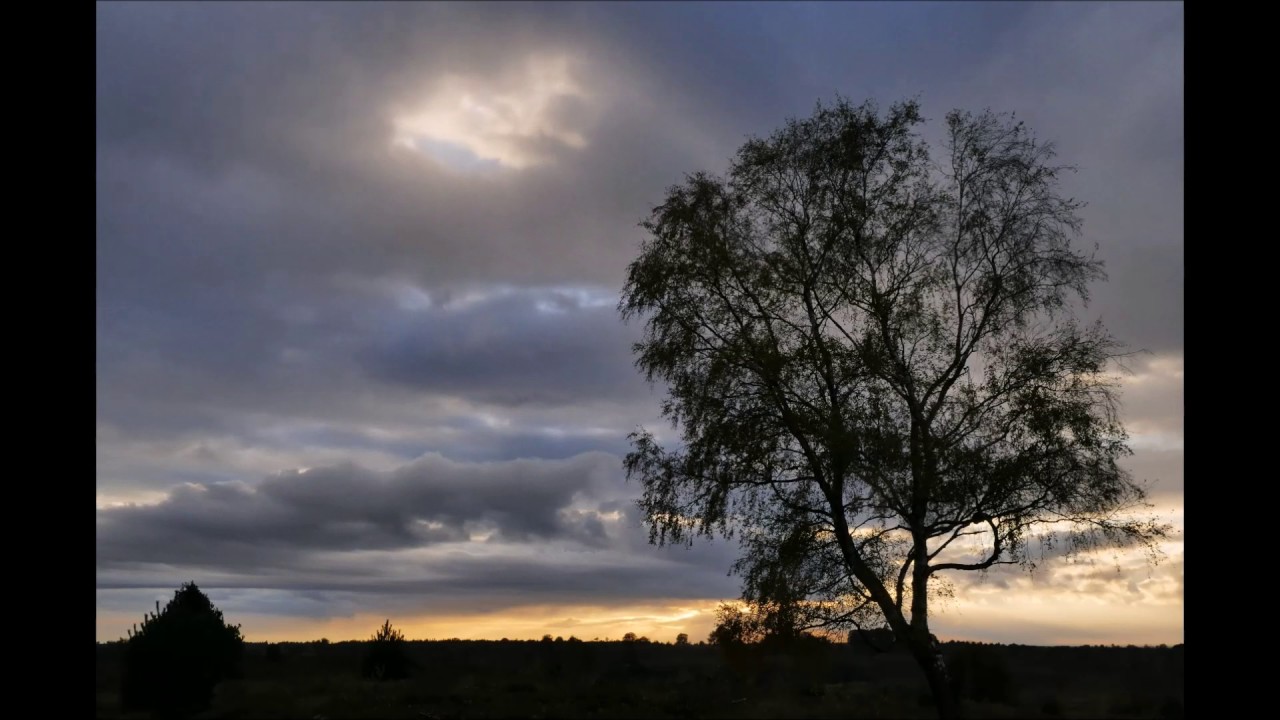 Timelapse / weervideo vanaf de Holterberg met pianomuziek van Frans Bezemer