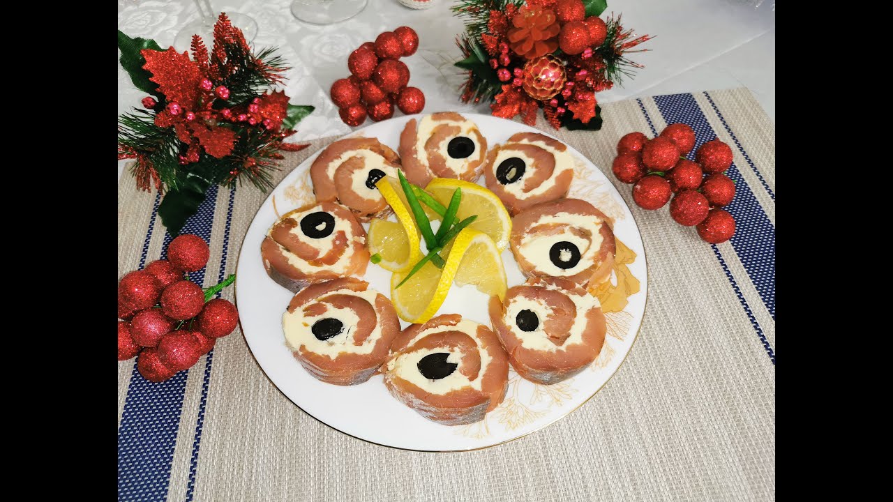 Рулет из красной рыбы на новогодний/праздничный стол.