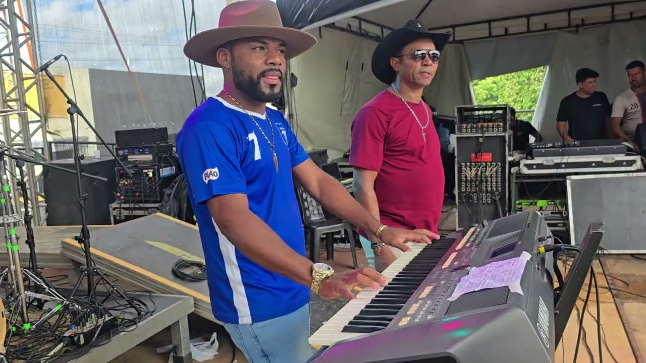 Abertura Show Stilo Sertanejo na Festa do Pequi 2026