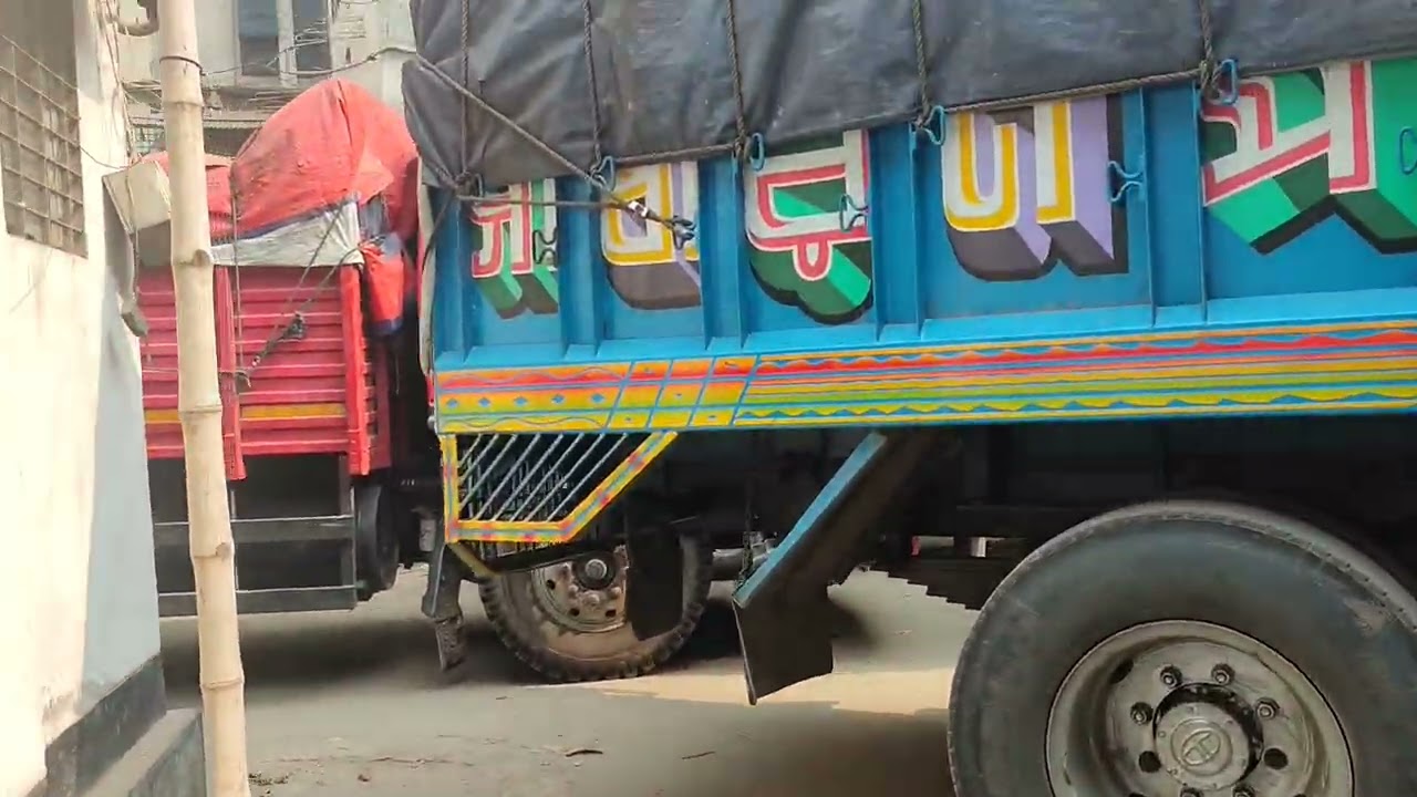 কাজের ক্ষেত্রে সব সমান।