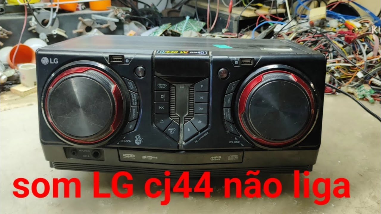 som LG CJ44 não liga