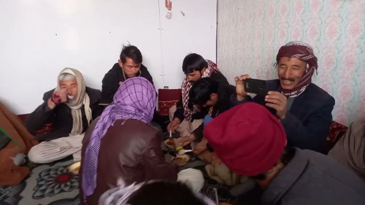 جوک جدید قاری بالای کربلای مختار انگوری از چینل قاری کوشه ببننده باشید