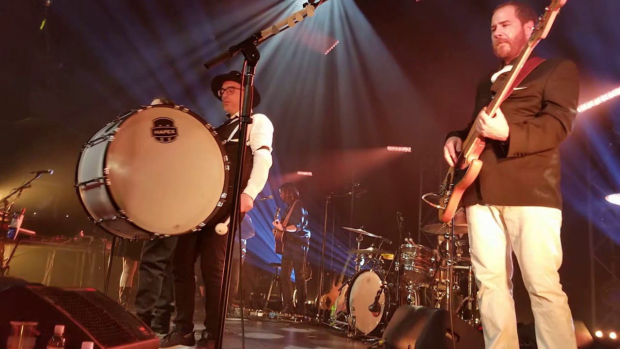 Cowboys fringants - Banlieue, Victo 1er novembre 2019