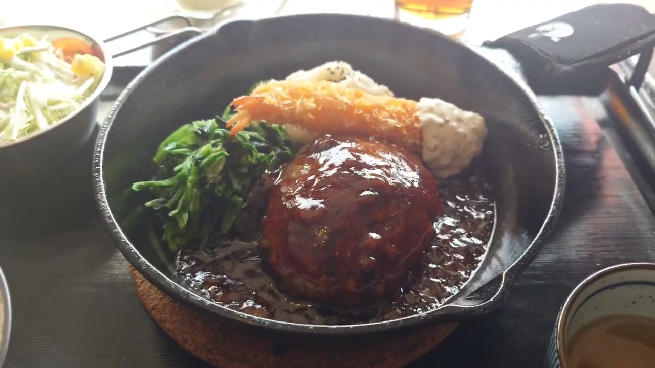千葉県大多喜町 Restaurant＆Cafeさすらいでラフセンハンバーグセット