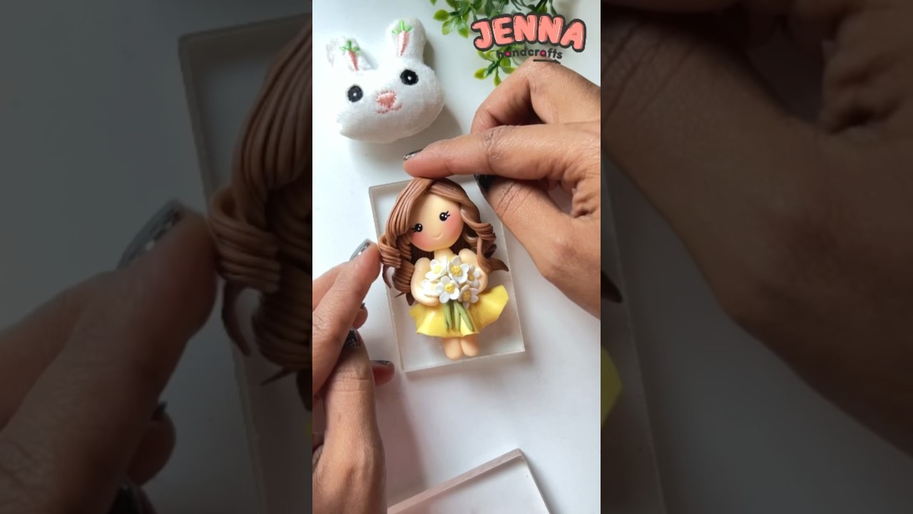 How to make a cute yellow doll 
